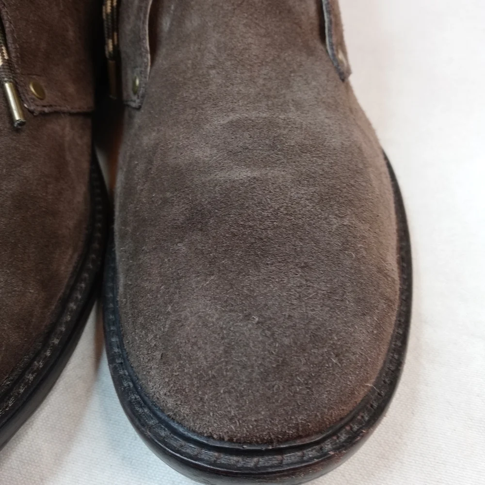 Fossil desert chukka